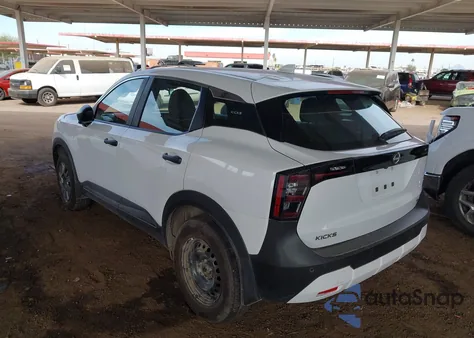 2025 Nissan Kicks S Intelligent Awd z USA, uszkodzony, nr VIN 3N8AP6BBXSL390228